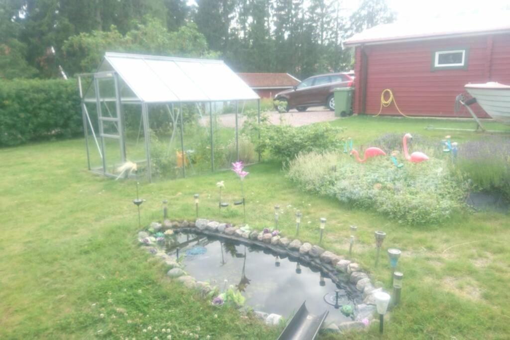Cosy Non Smoking Cabin Close To Beach,Alnoe Сундсвал Екстериор снимка